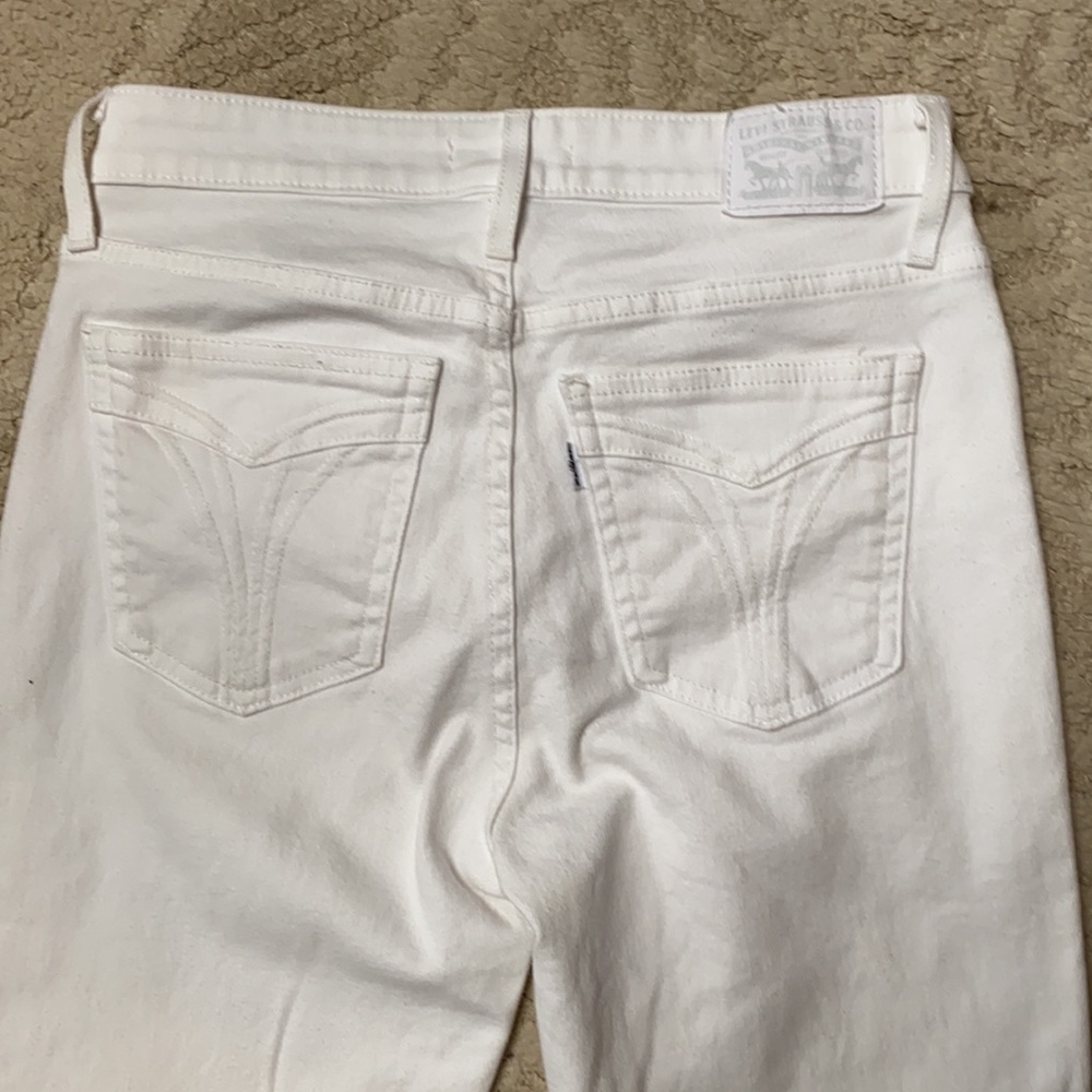 Levi’s 721 High Rise Skinny Jeans - Picture 3 of 4